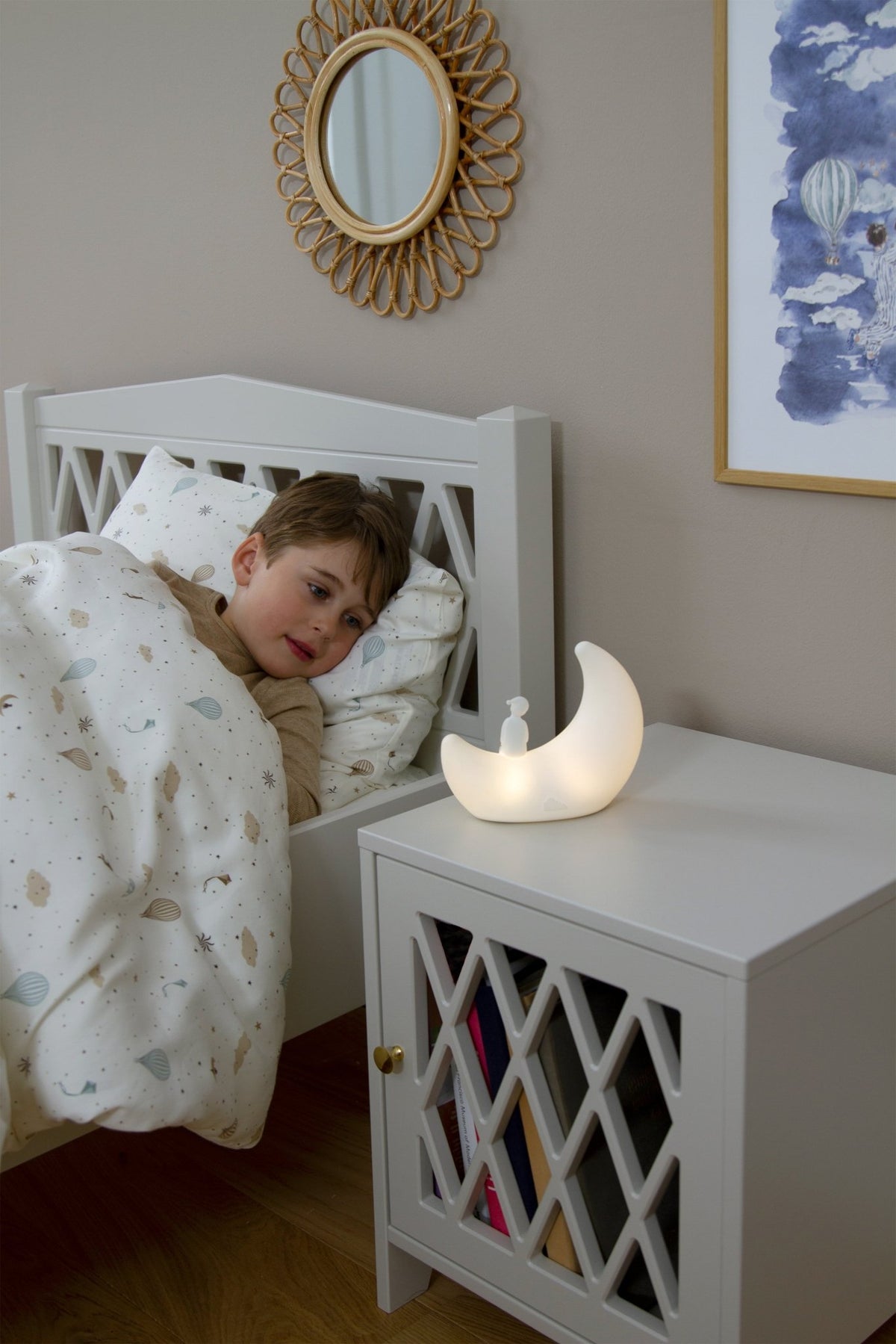 Cam Cam Copenhagen naktinė lemputė – Moon Night Light - TinyStore.lt